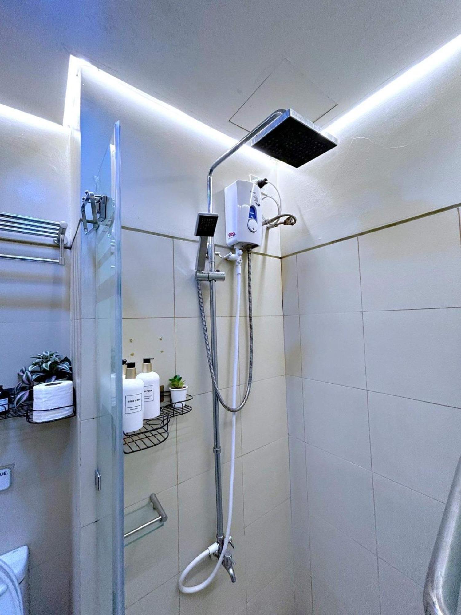 Cozypura Staycation Near Moa, Airport , With Free Fast Wifi, Netflix And Pay Parking Πασάι Εξωτερικό φωτογραφία